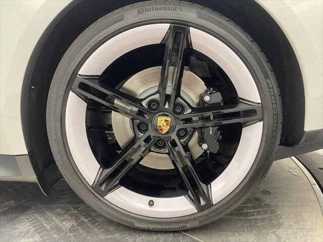 2024 Porsche Taycan GTS - Image 10 of 10