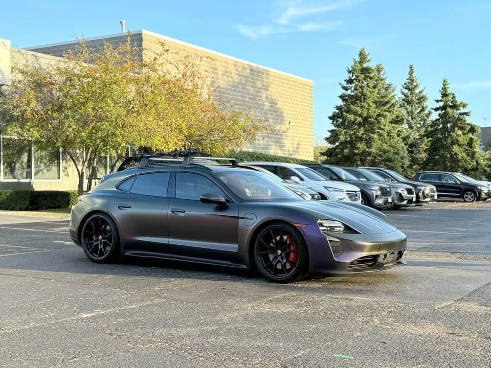 2024 Porsche Taycan GTS - Image 10 of 20