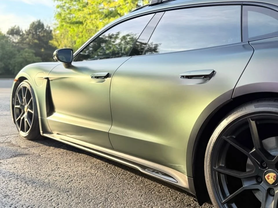 2024 Porsche Taycan GTS - Image 16 of 20