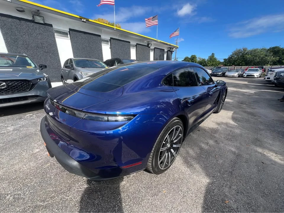 2024 Porsche Taycan - Image 7 of 7