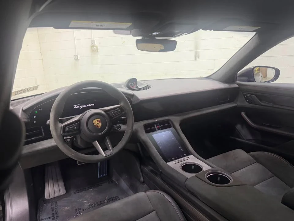 2024 Porsche Taycan GTS - Image 8 of 11