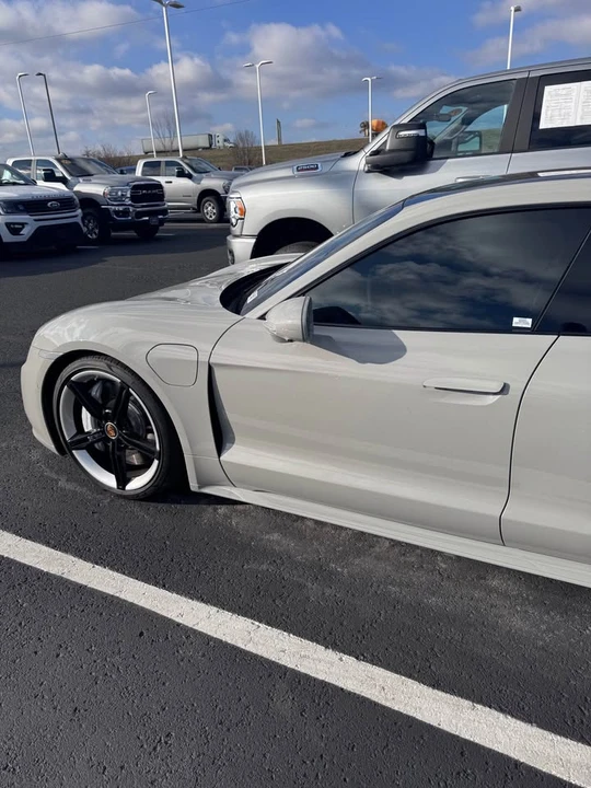 2024 Porsche Taycan GTS - Image 5 of 13