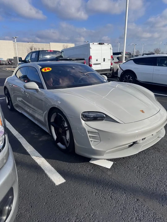 2024 Porsche Taycan GTS - Image 4 of 13