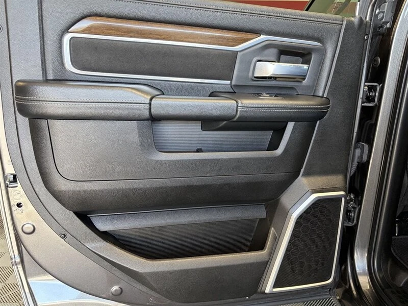 2024 Ram 2500 - Image 28 of 31