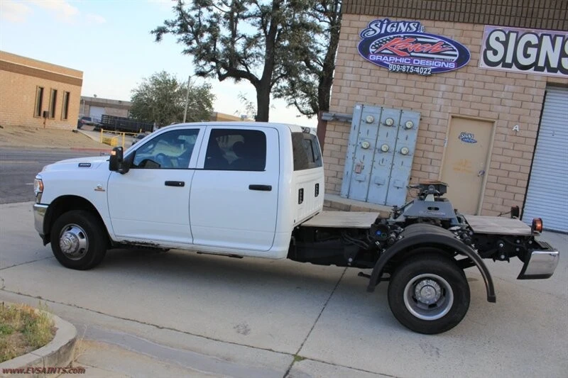 2024 Ram 3500 - Image 6 of 21