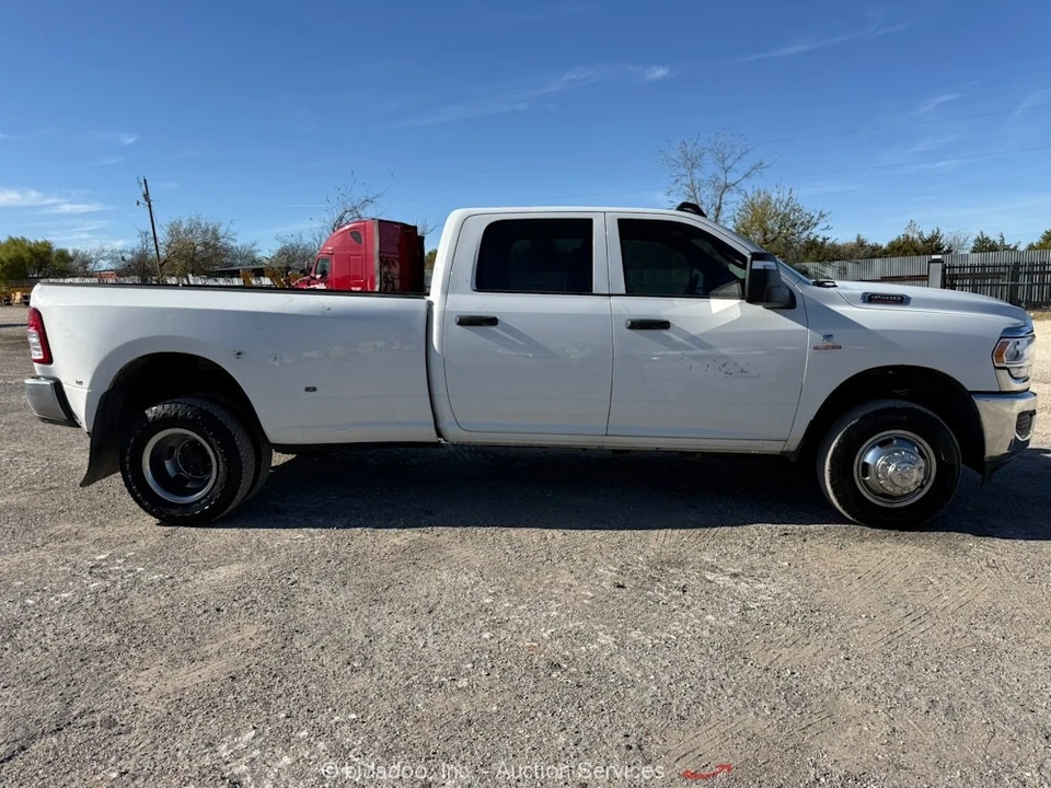 2024 Ram 3500 - Image 6 of 12
