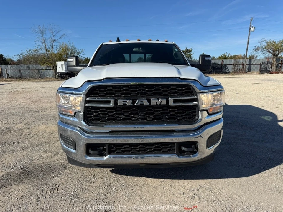 2024 Ram 3500 - Image 7 of 12