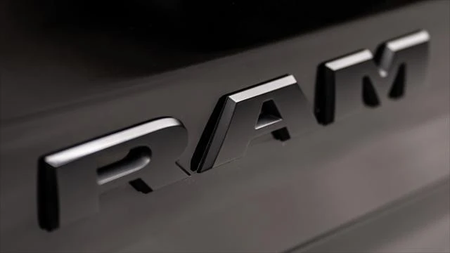 2024 Ram - Image 18 of 31
