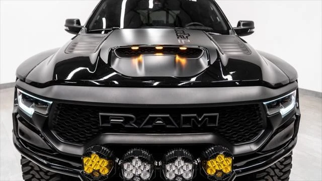 2024 Ram - Image 25 of 31