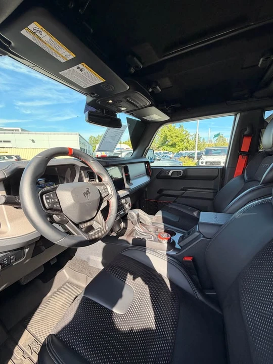 2024 Ford Bronco Raptor 6th Gen - Image 14 of 18