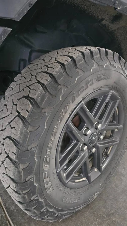 2024 Jeep JL Wrangler - Image 2 of 5