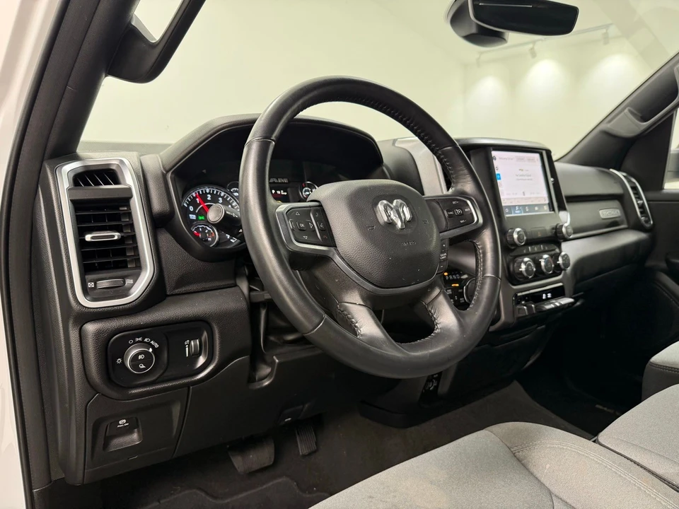 2024 Ram 1500 2nd Gen - Image 17 of 31
