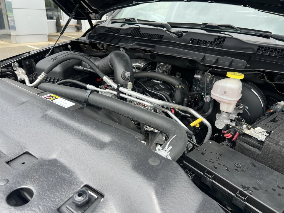 2024 Ram 1500 1st Gen - Image 26 of 30