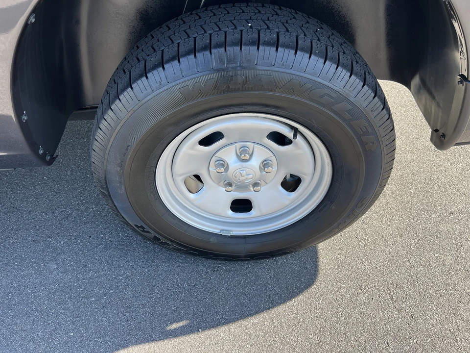2024 Ram - Image 9 of 27