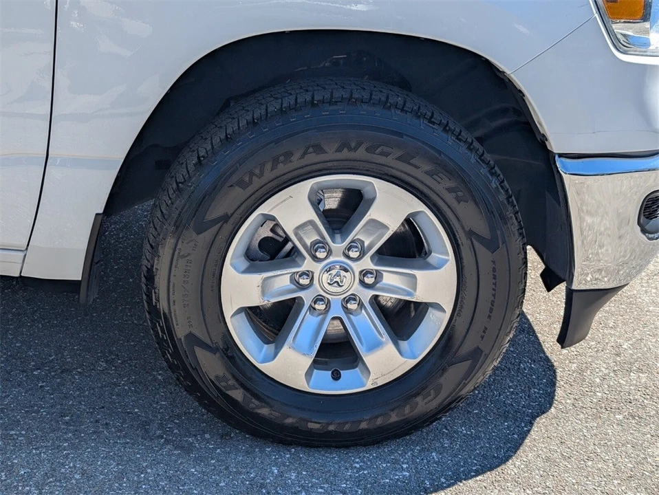 2024 Ram 1500 2nd Gen - Image 9 of 12