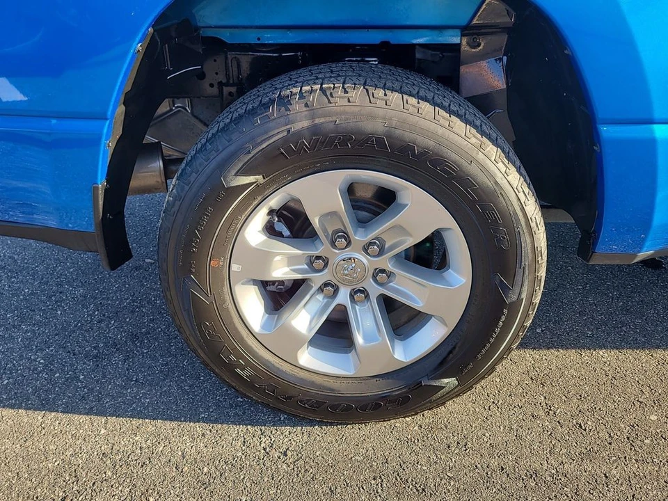 2024 Ram 1500 2nd Gen - Image 5 of 12
