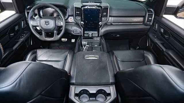 2024 Ram - Image 2 of 31