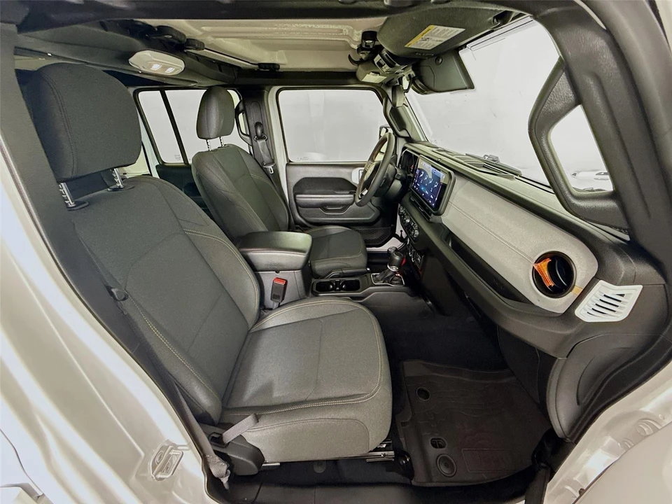 2024 Ram 1500 TRX 1st Gen - Image 24 of 31
