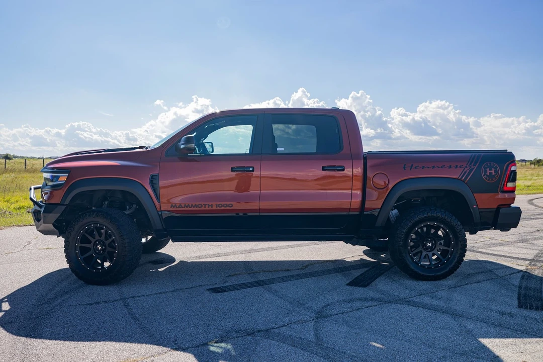 2024 Hennessey - Image 7 of 16