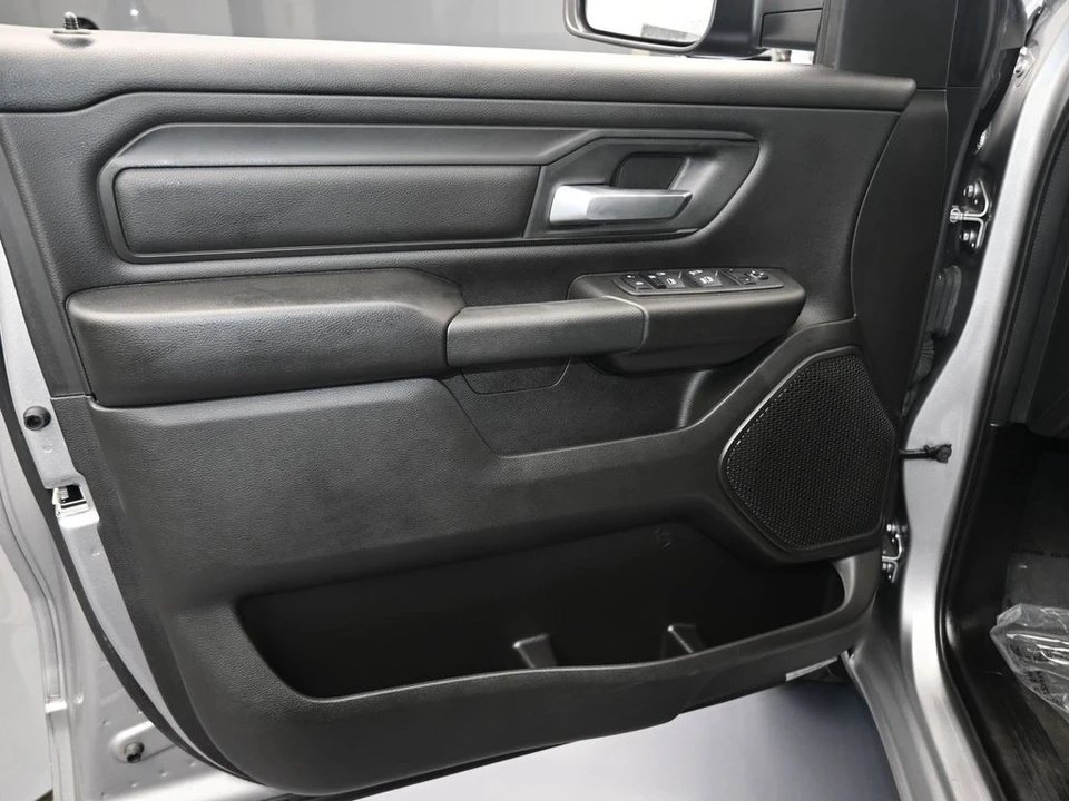 2024 Ram 1500 2nd Gen - Image 11 of 12