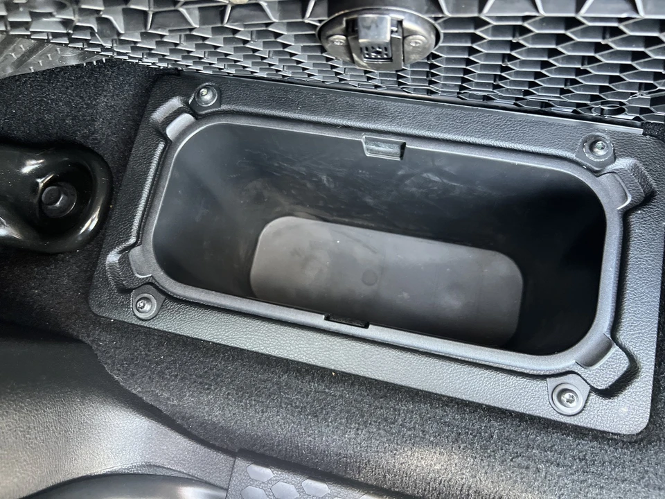 2024 Ram 1500 2nd Gen - Image 16 of 31