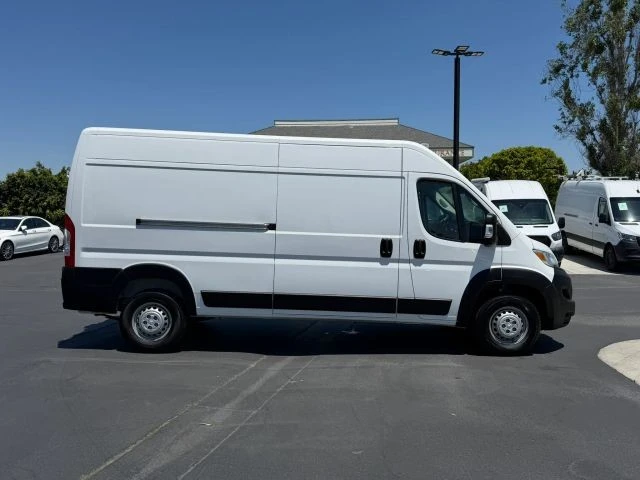 2024 Ram 2500 - Image 4 of 15