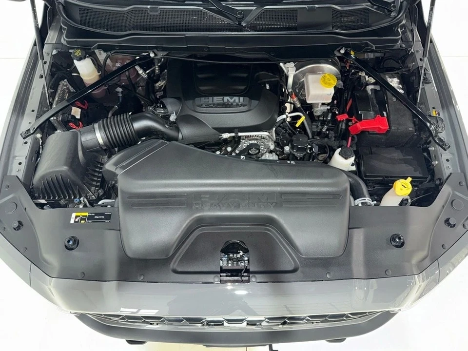 2024 Ram 2500 - Image 18 of 21