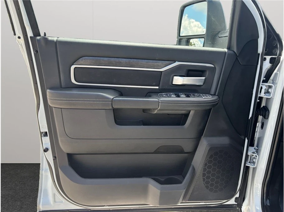 2024 Ram 2500 - Image 16 of 21