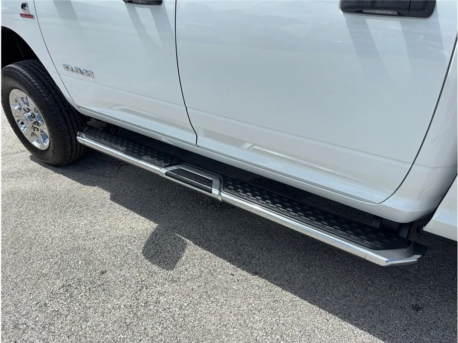 2024 Ram 2500 - Image 14 of 21