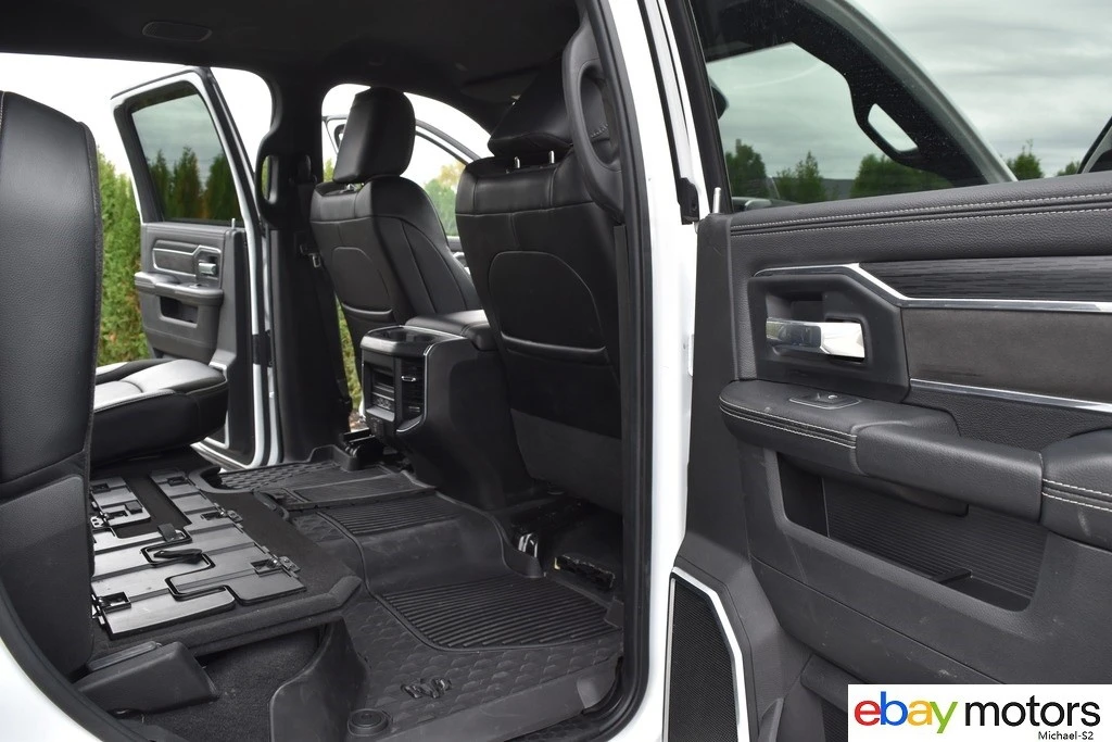 2024 Ram 2500 - Image 17 of 24
