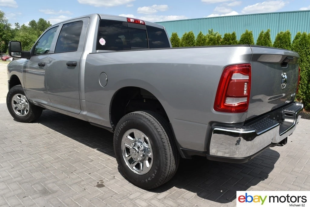 2024 Ram 2500 - Image 8 of 24