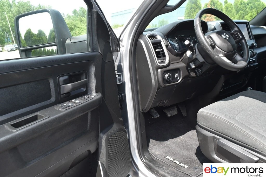 2024 Ram 2500 - Image 13 of 24
