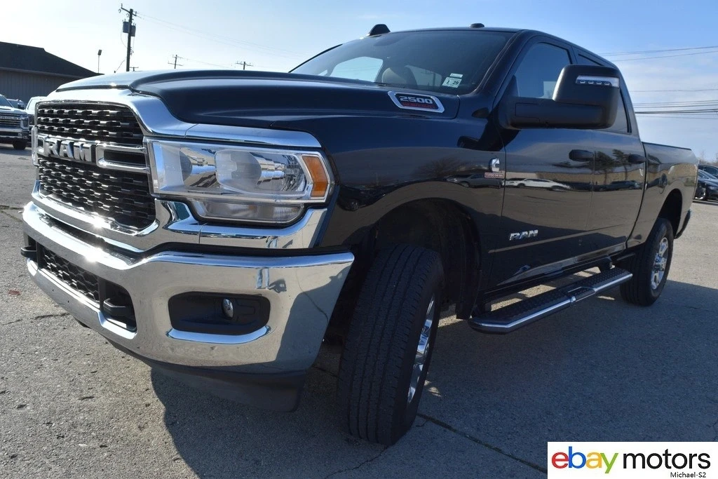 2024 Ram 2500 - Image 10 of 23