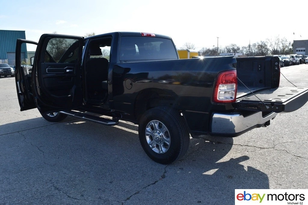 2024 Ram 2500 - Image 18 of 23