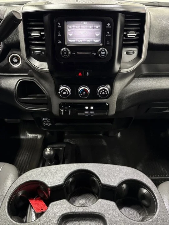 2024 Ram - Image 17 of 24