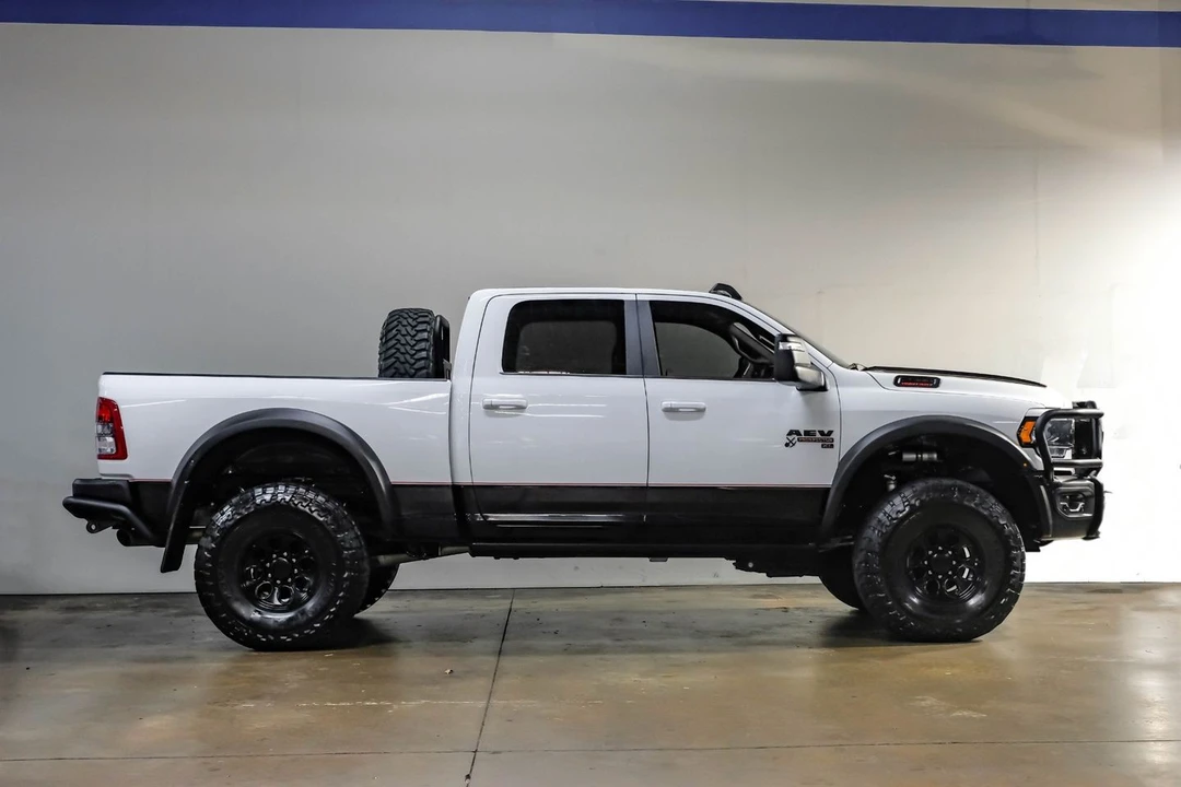 2024 Ram 2500 - Image 10 of 21