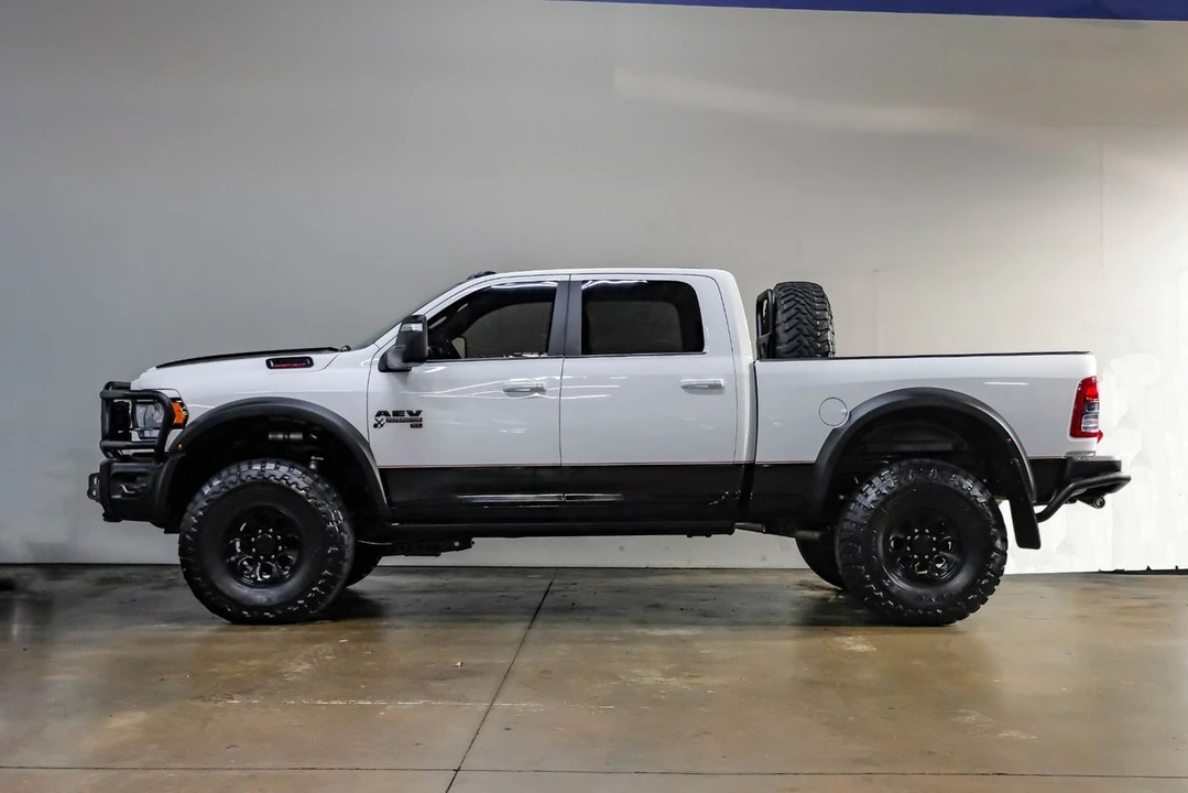2024 Ram 2500 - Image 16 of 21