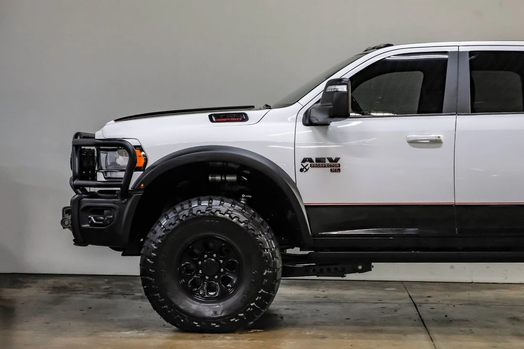2024 Ram 2500 - Image 17 of 21
