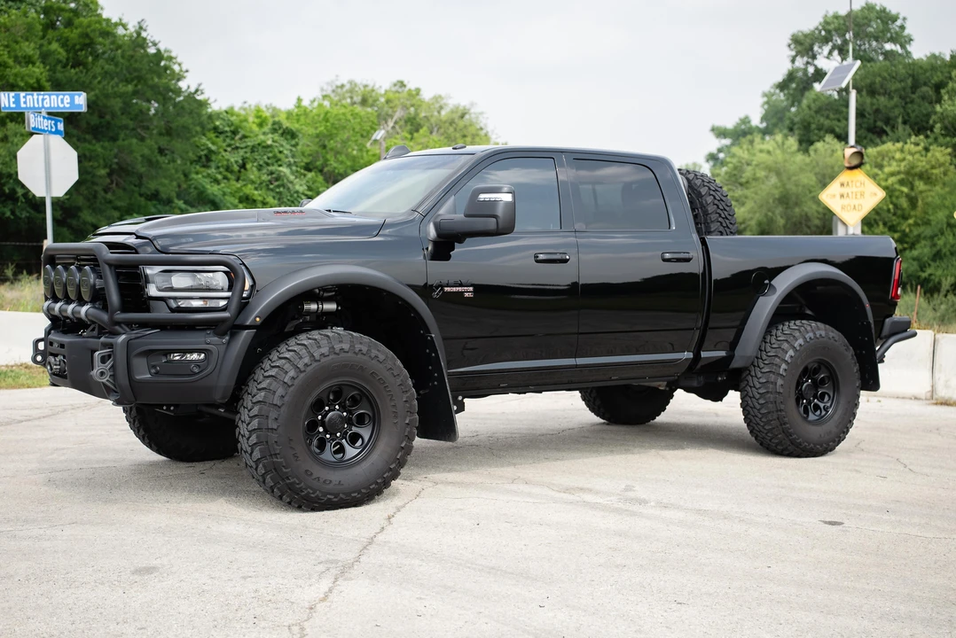 2024 Ram 2500 - Image 7 of 31