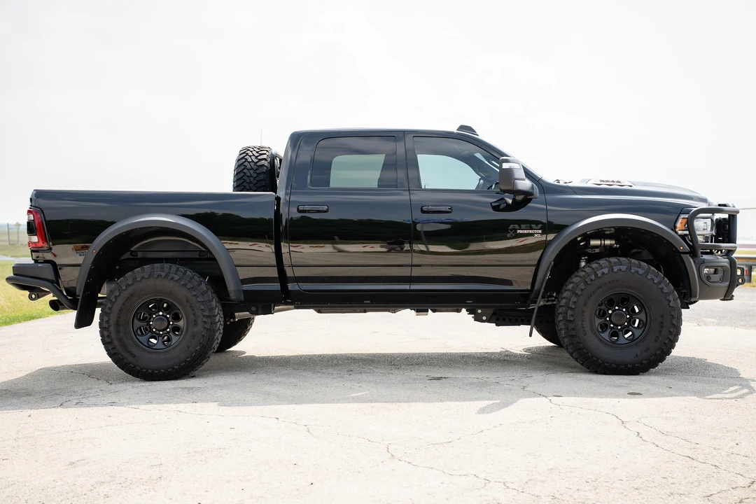 2024 Ram 2500 - Image 3 of 31