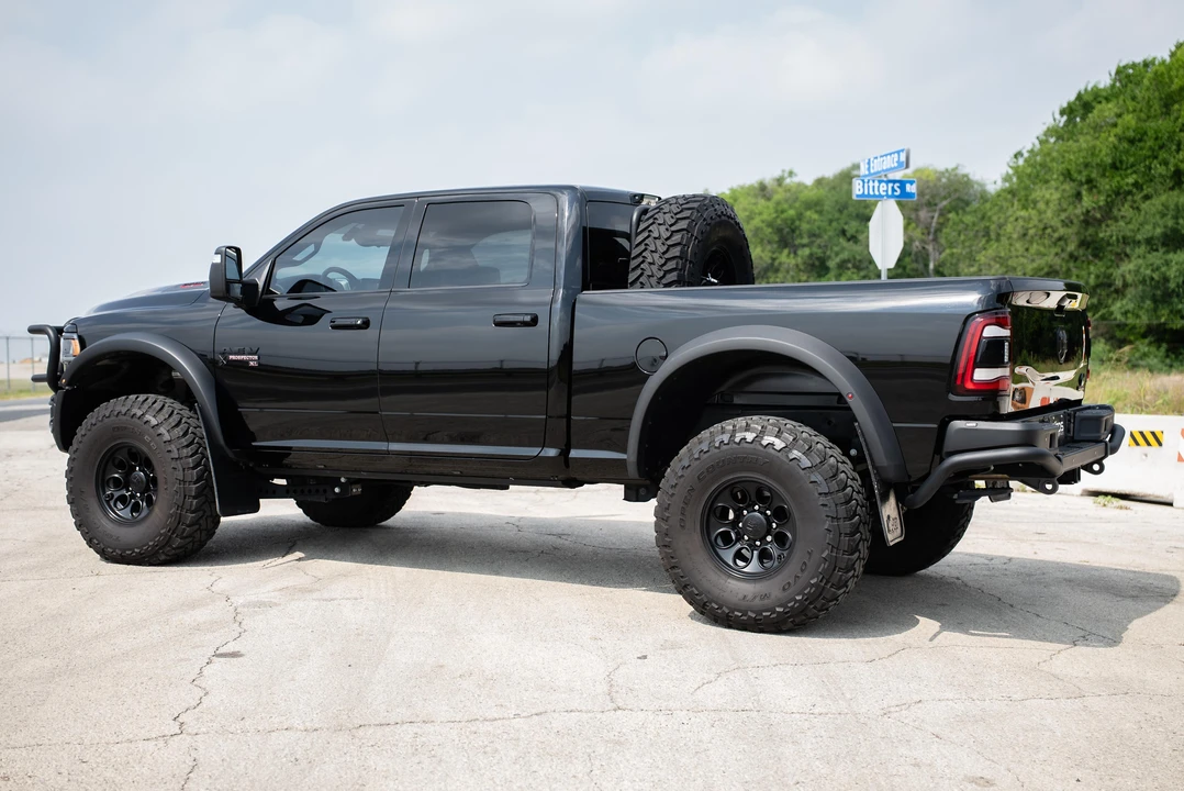 2024 Ram 2500 - Image 9 of 31