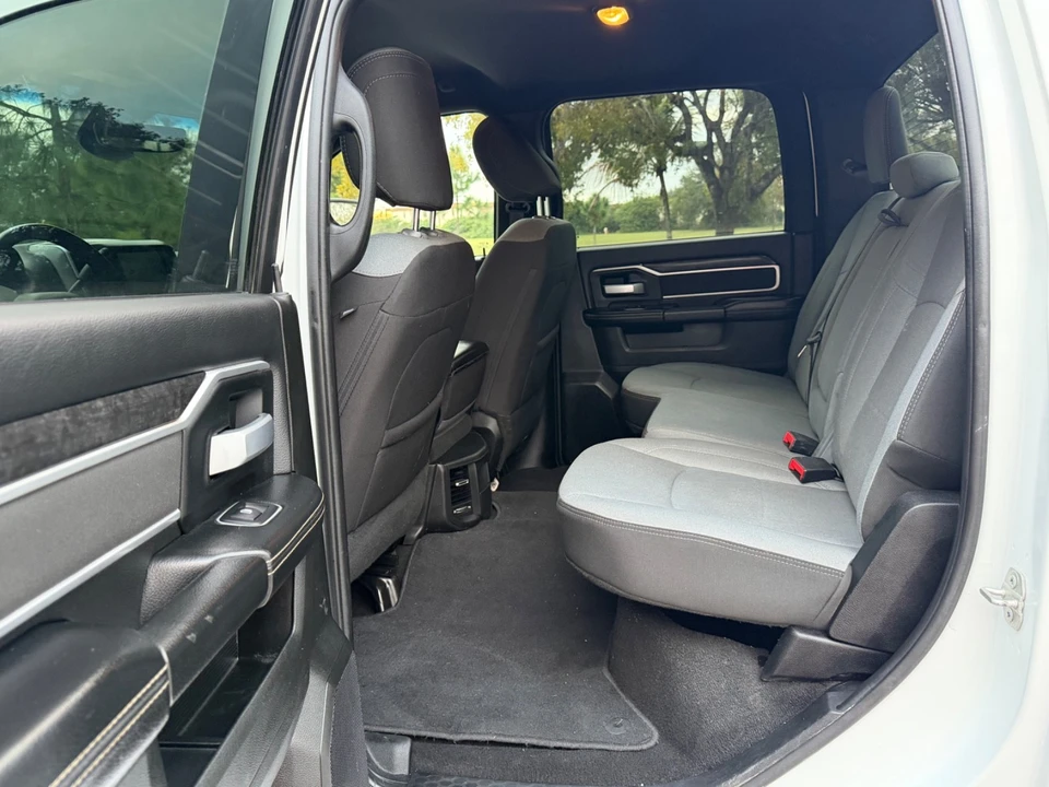 2024 Ram 2500 - Image 17 of 21