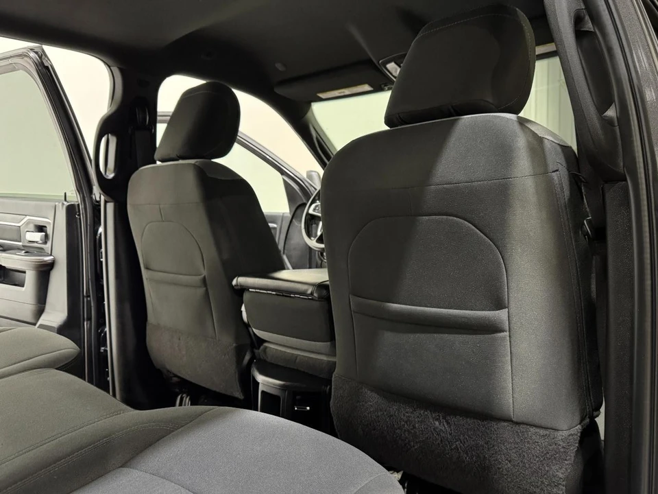 2024 Ram 2500 - Image 18 of 31