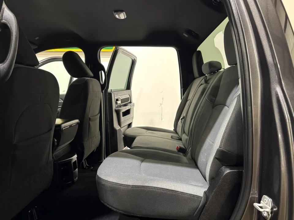 2024 Ram 2500 - Image 17 of 31