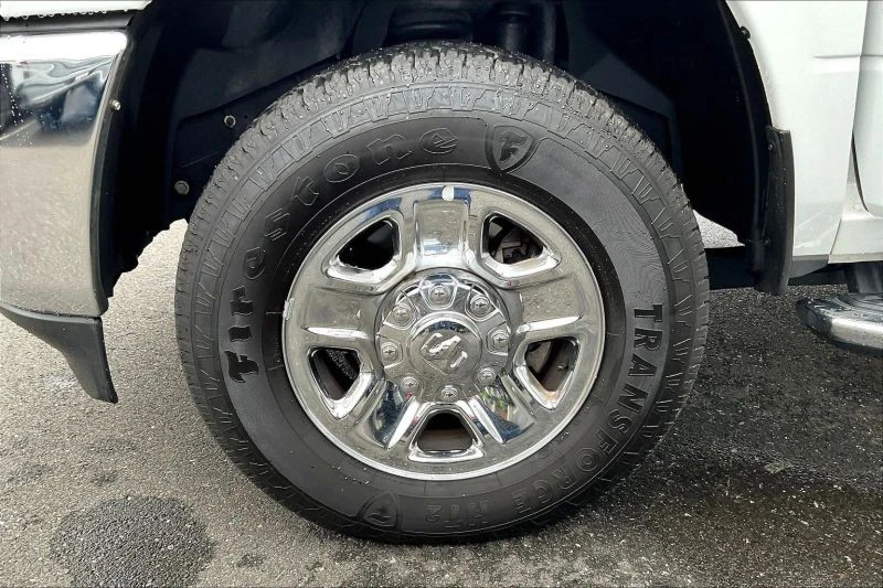 2024 Ram 2500 - Image 8 of 12