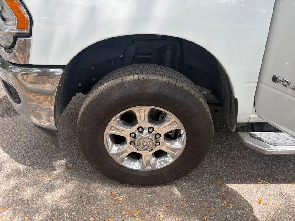 2024 Ram 2500 - Image 31 of 31