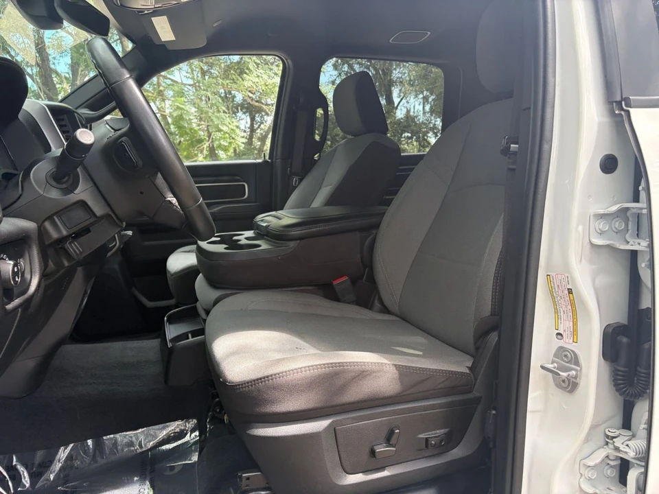 2024 Ram 2500 - Image 28 of 31