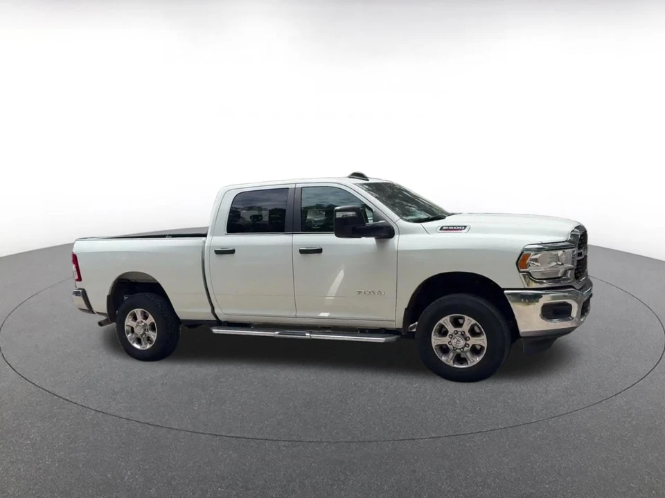 2024 Ram 2500 - Image 2 of 31