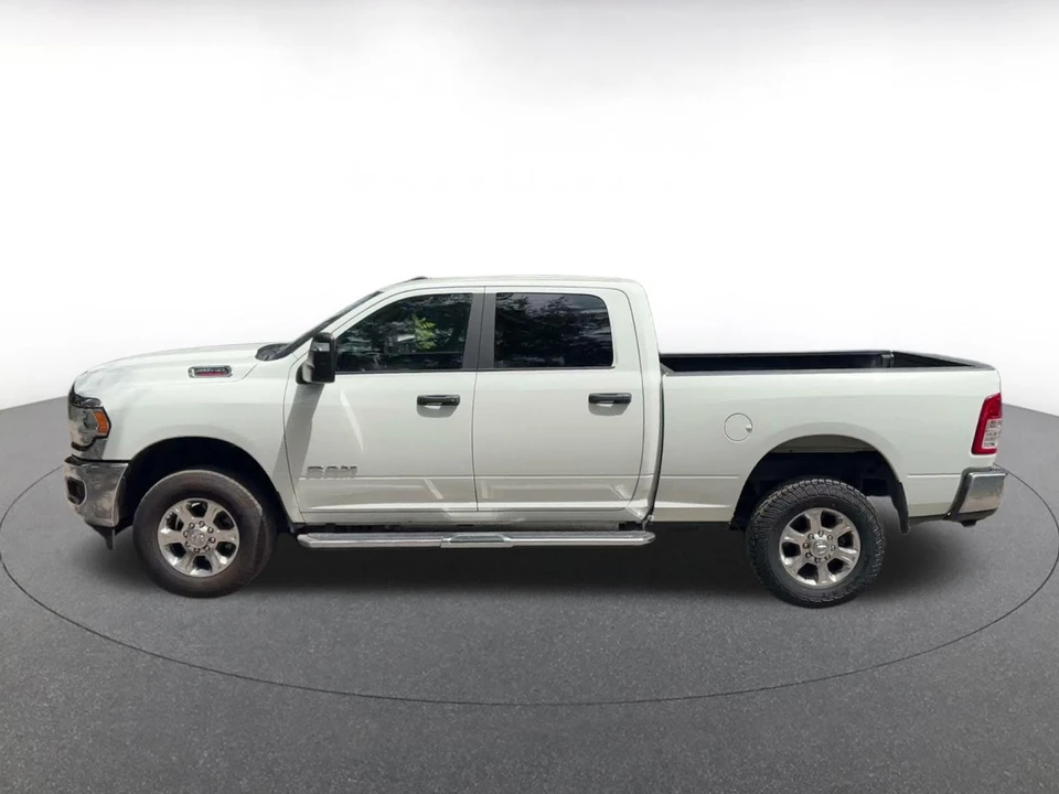 2024 Ram 2500 - Image 9 of 31