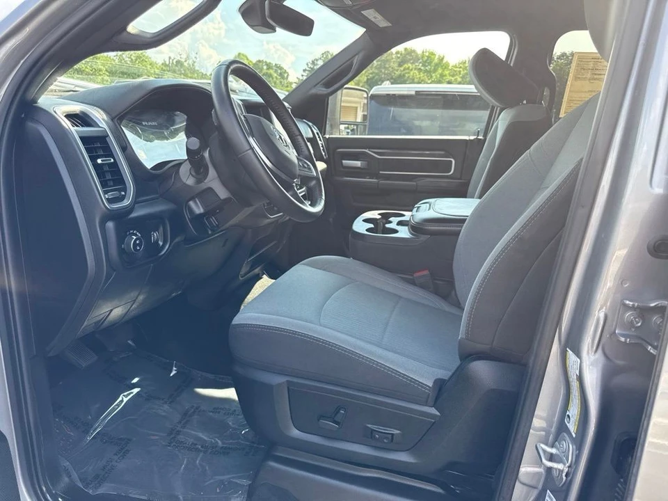 2024 Ram 2500 - Image 3 of 6